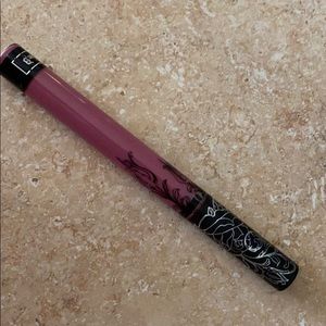 Kat Von D Everlasting Liquid Lipstick LOVESICK
